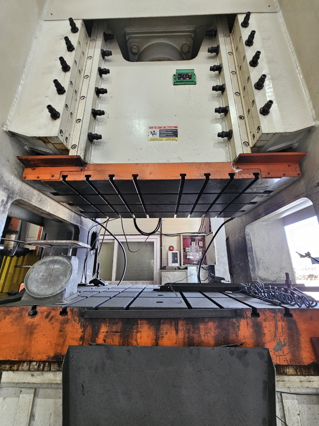 한일 너클 싱글프레스 400톤  HKCA-400 (2017년 7월)